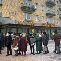 Salīdzināsim cilvēku pirktspēju PSRS laikos ar pirktspēju mūsdienās: stāsts par algām